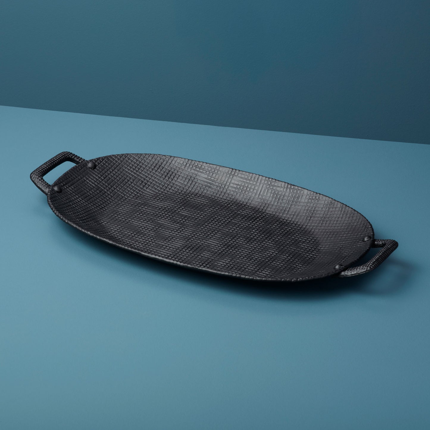 Crosshatch Oval Tray with Handles wallis large
