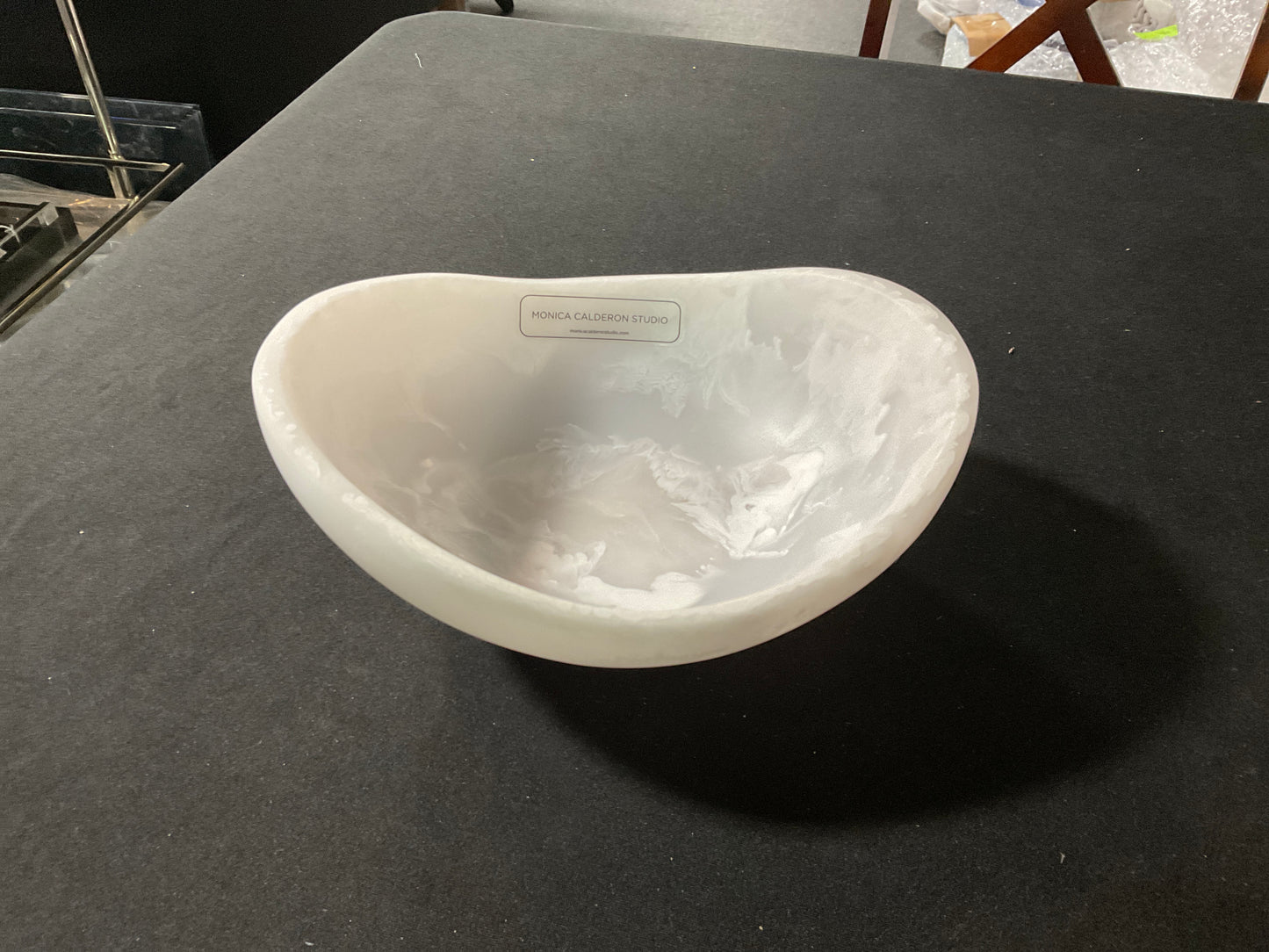 8” ALMOND BOWL ALABASTER