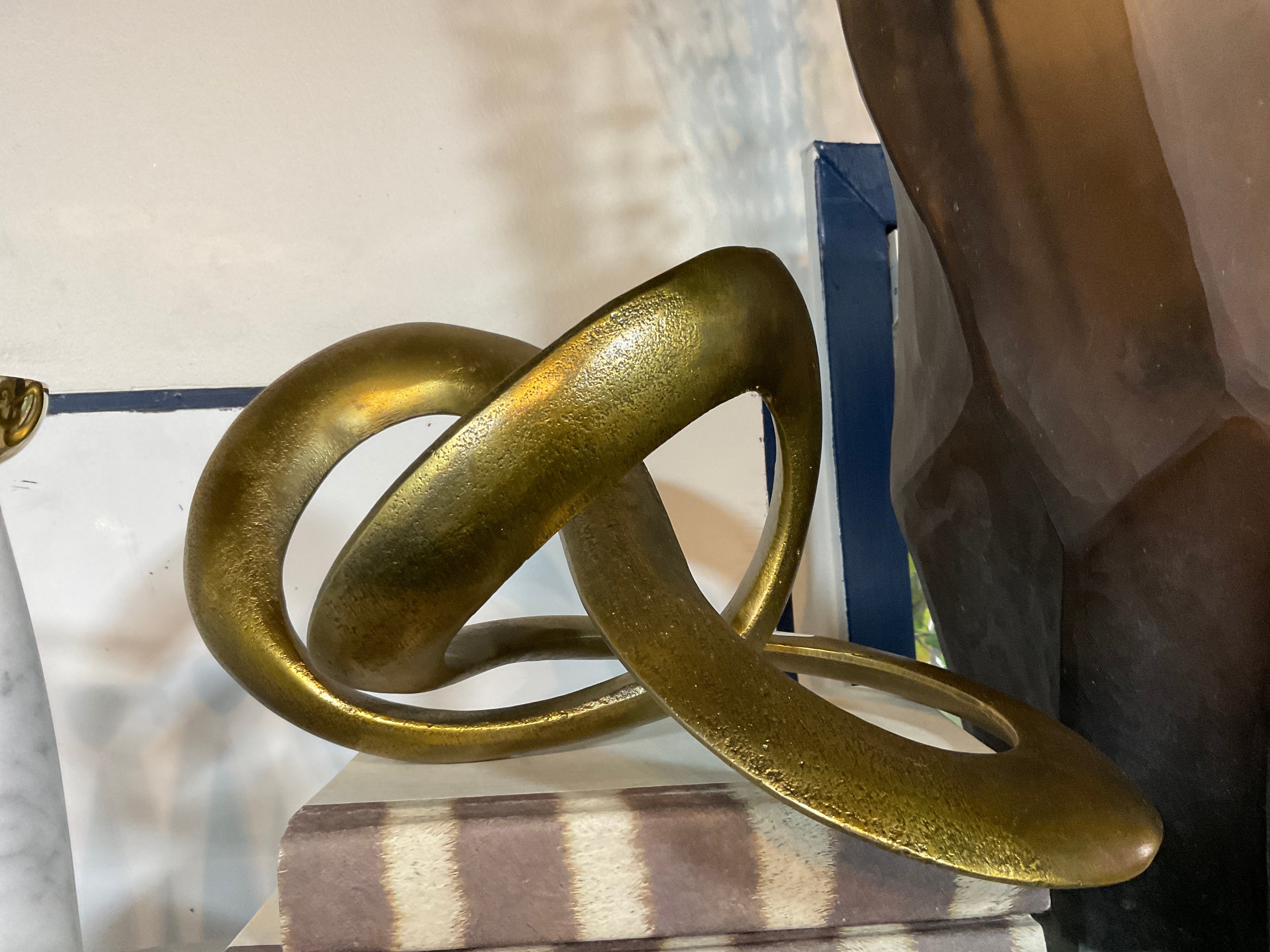 Quinn Sculpture