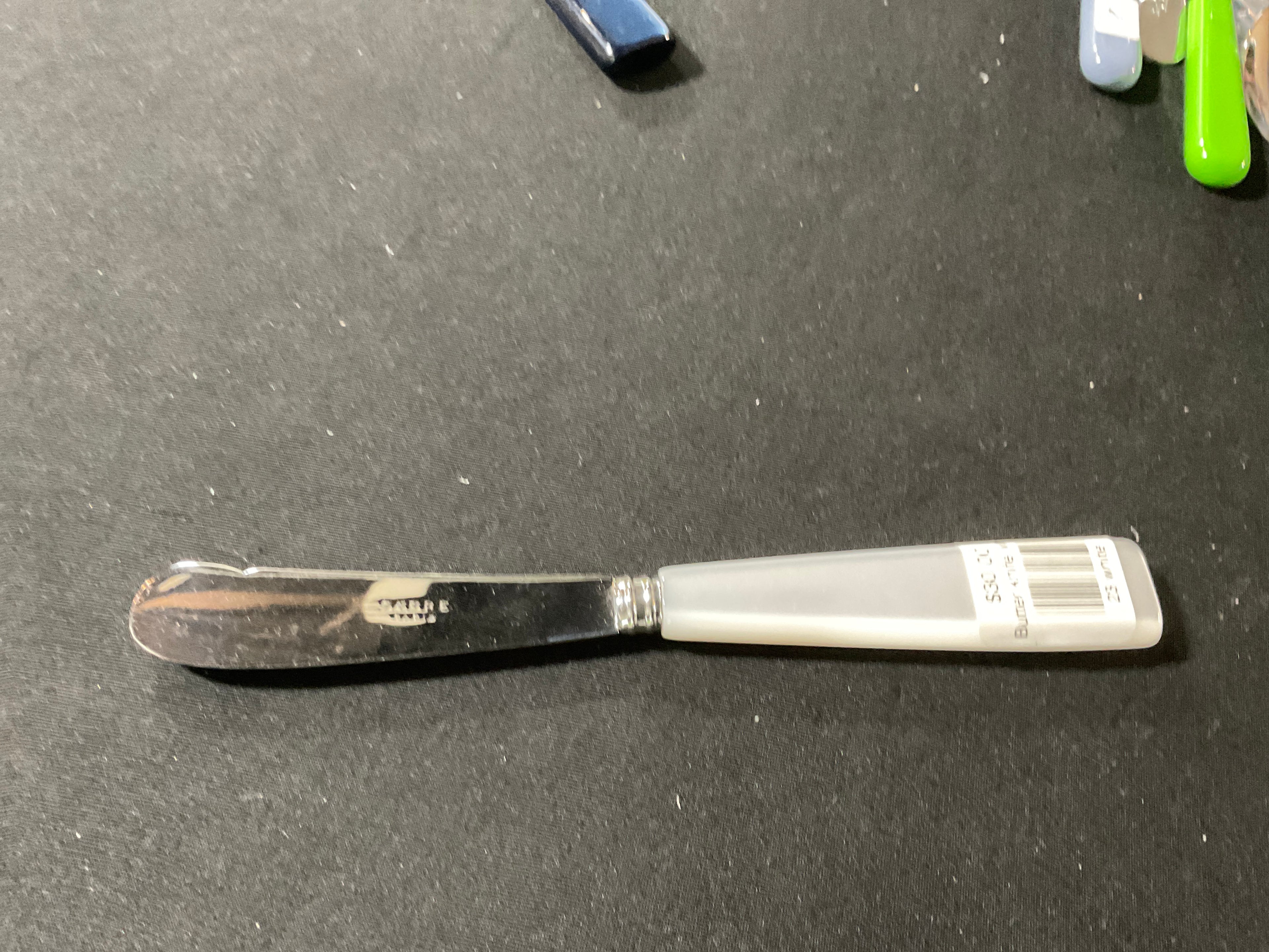 Butter knife white