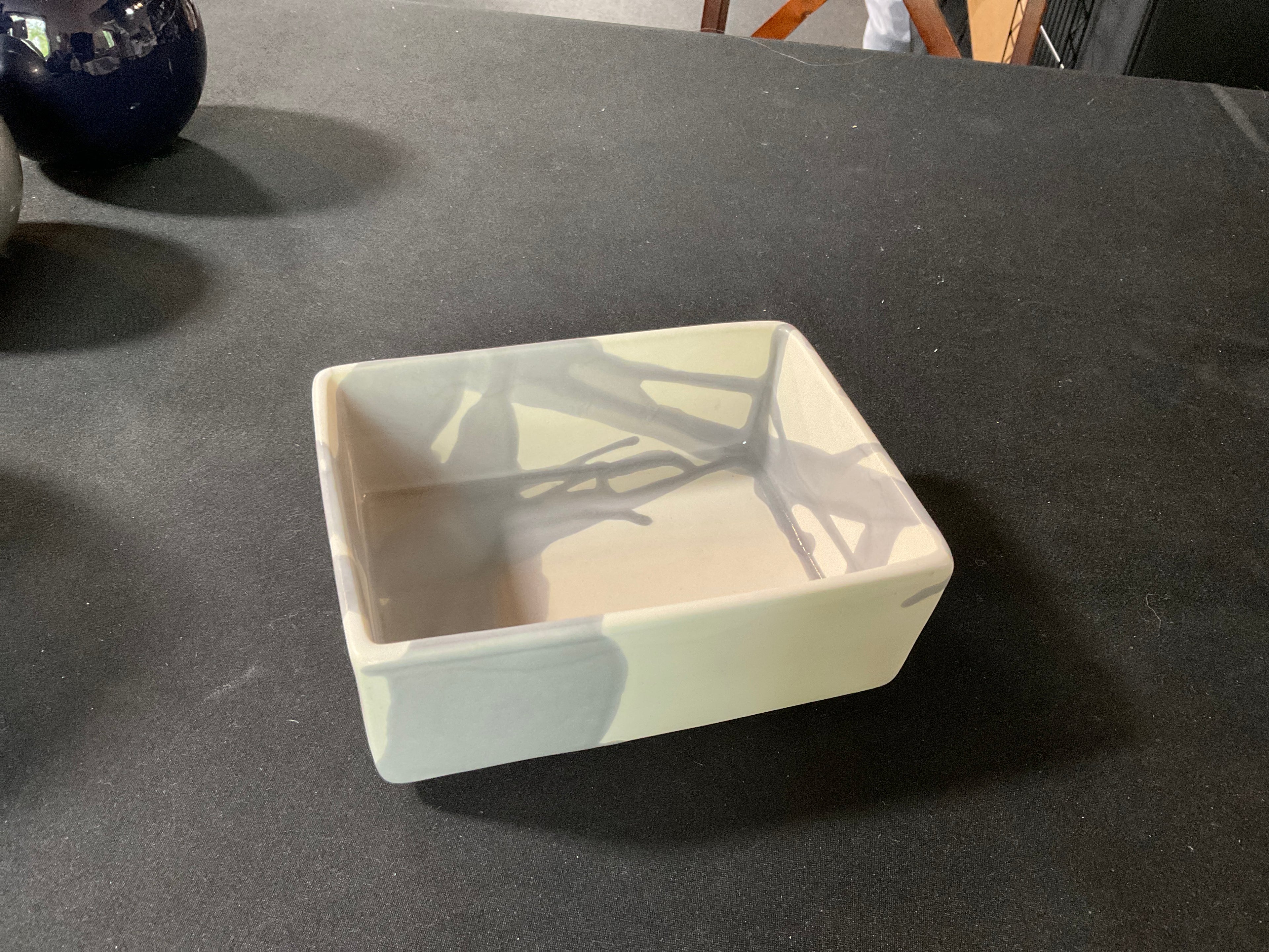 Gourmet Dish-Grey Abstract