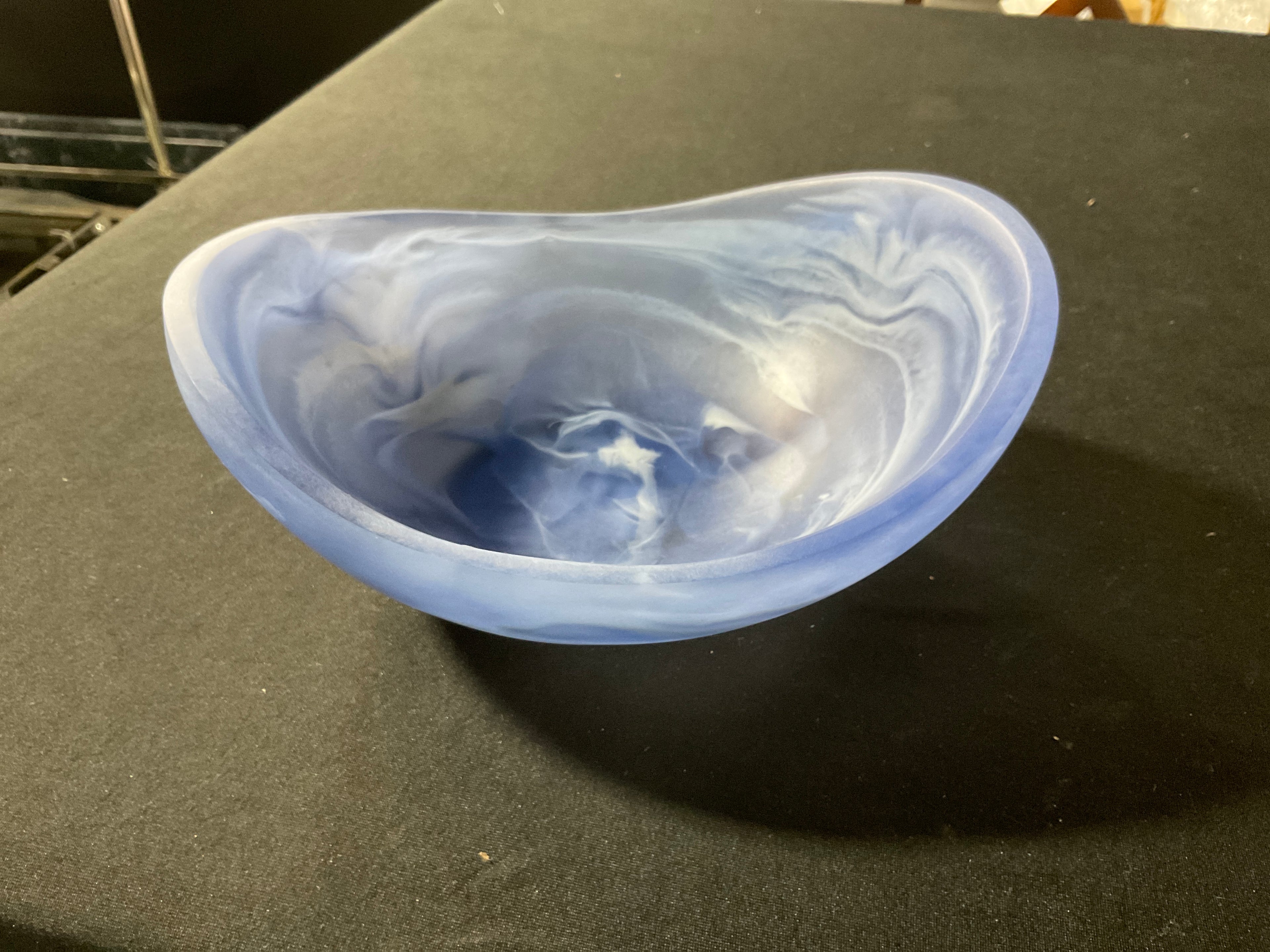 8” ALMOND BOWL AZUL