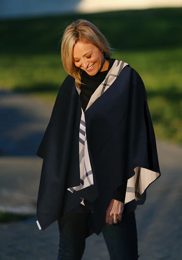 Black & Plaid ALL-WEATHERRAP/ Woman's Rain Wrap Jacket