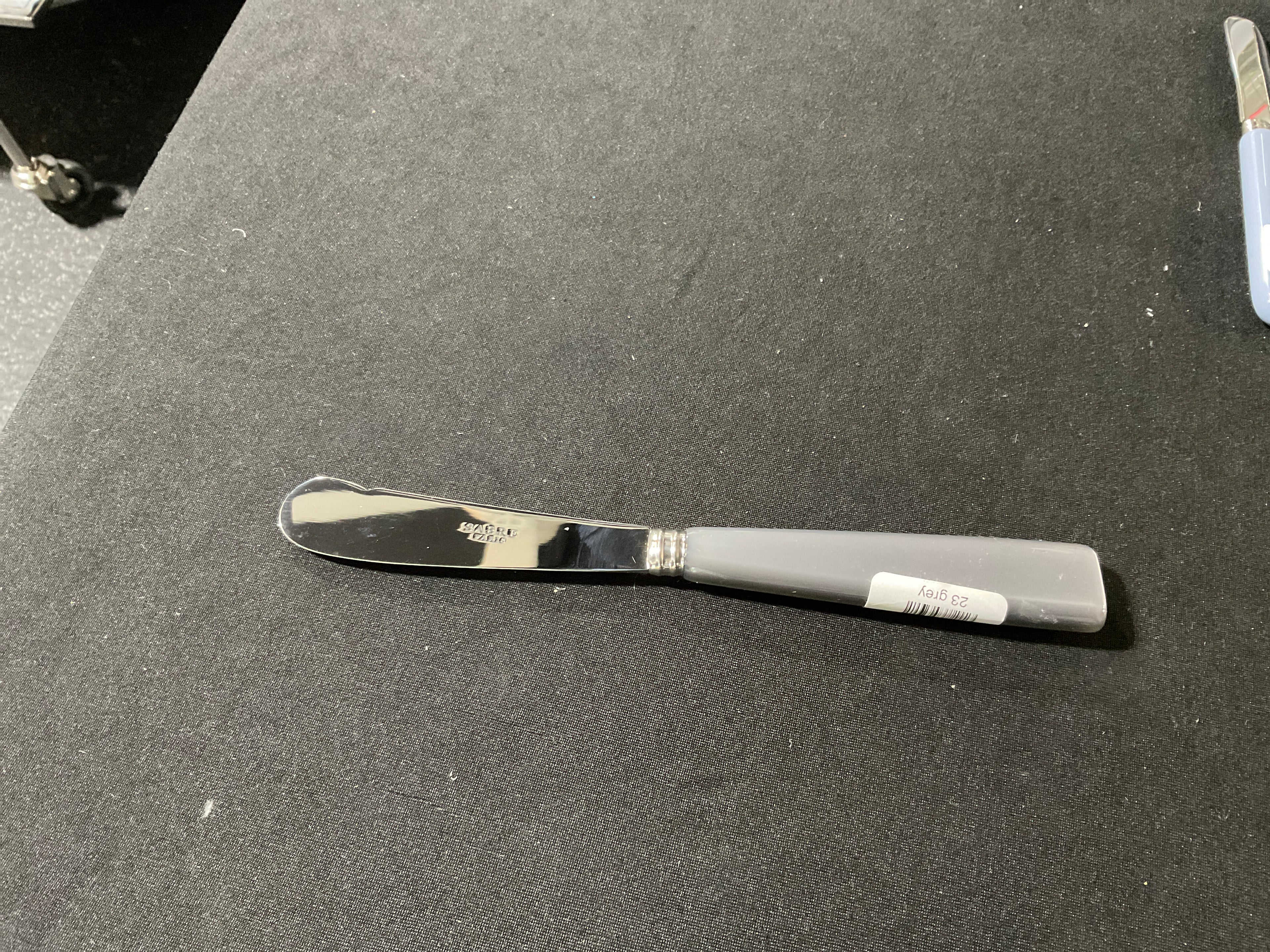 Butter knife grey