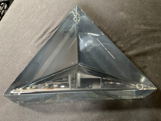 Voltage Large Triangle Dish Black 9.5