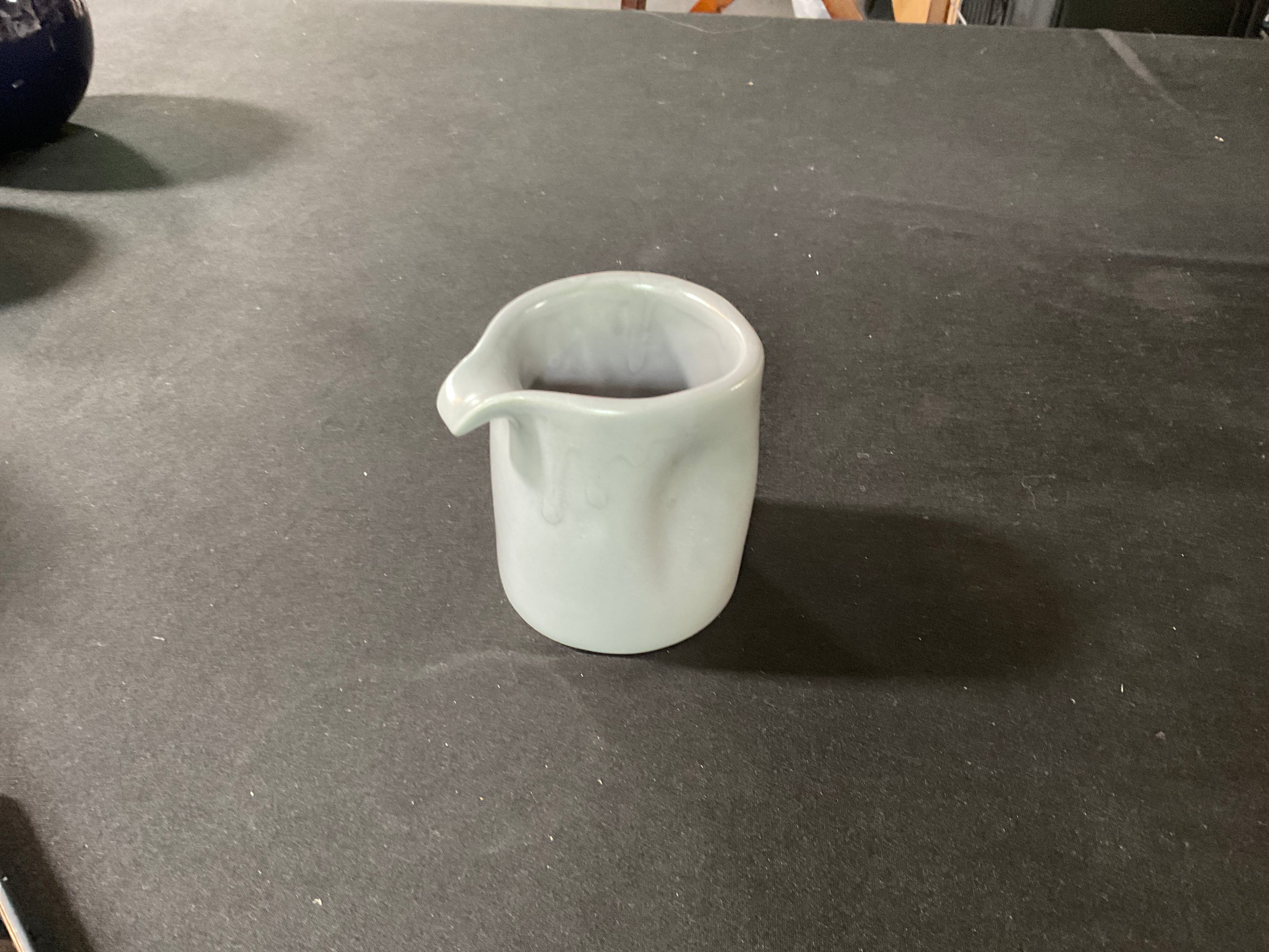 Creamer in Grey