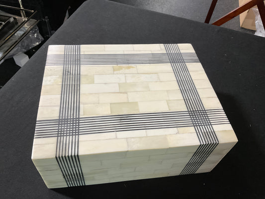 Bone and Navy Plaid Box-Large