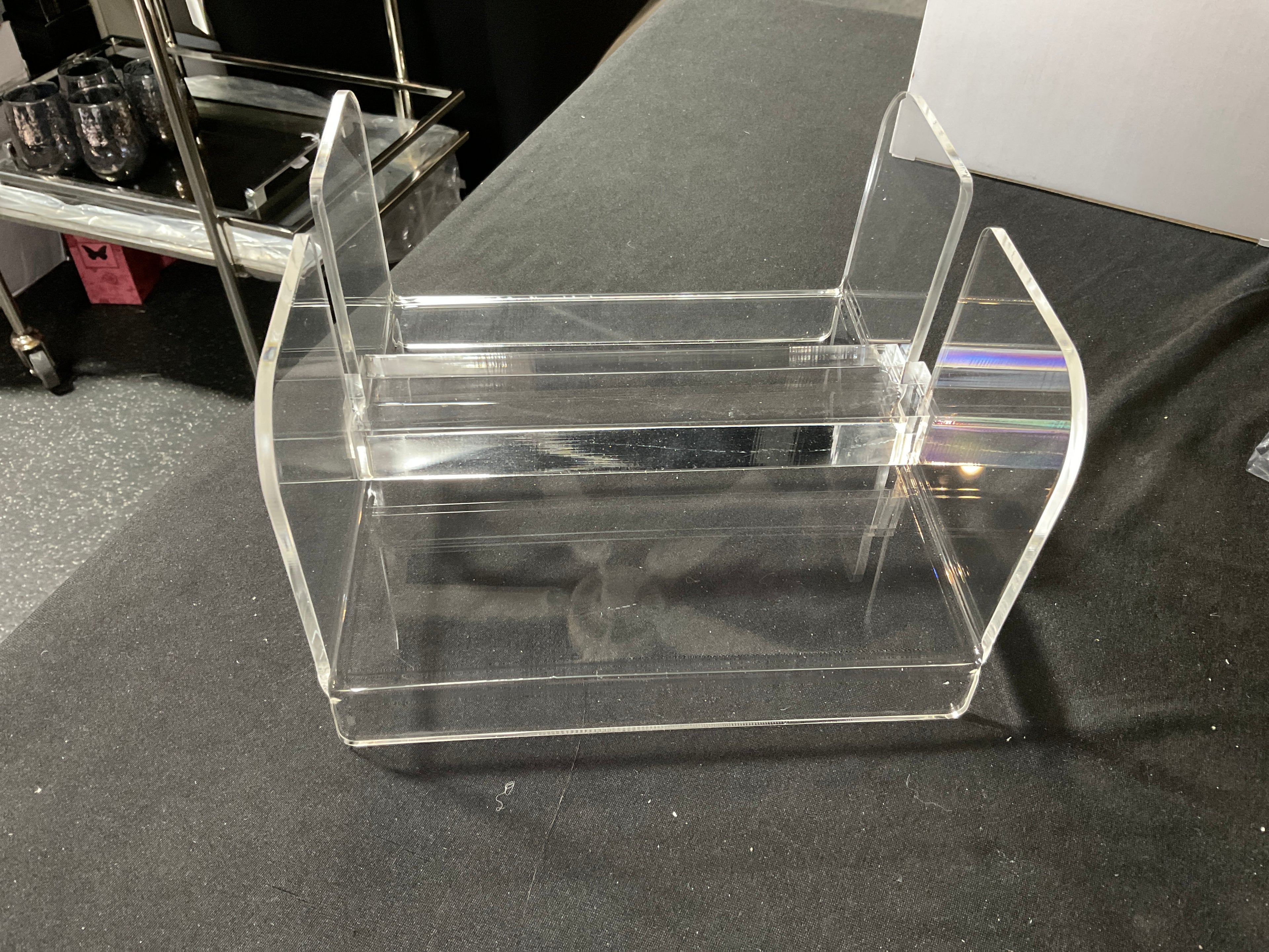 Lunch Napkin Holder with T Bar