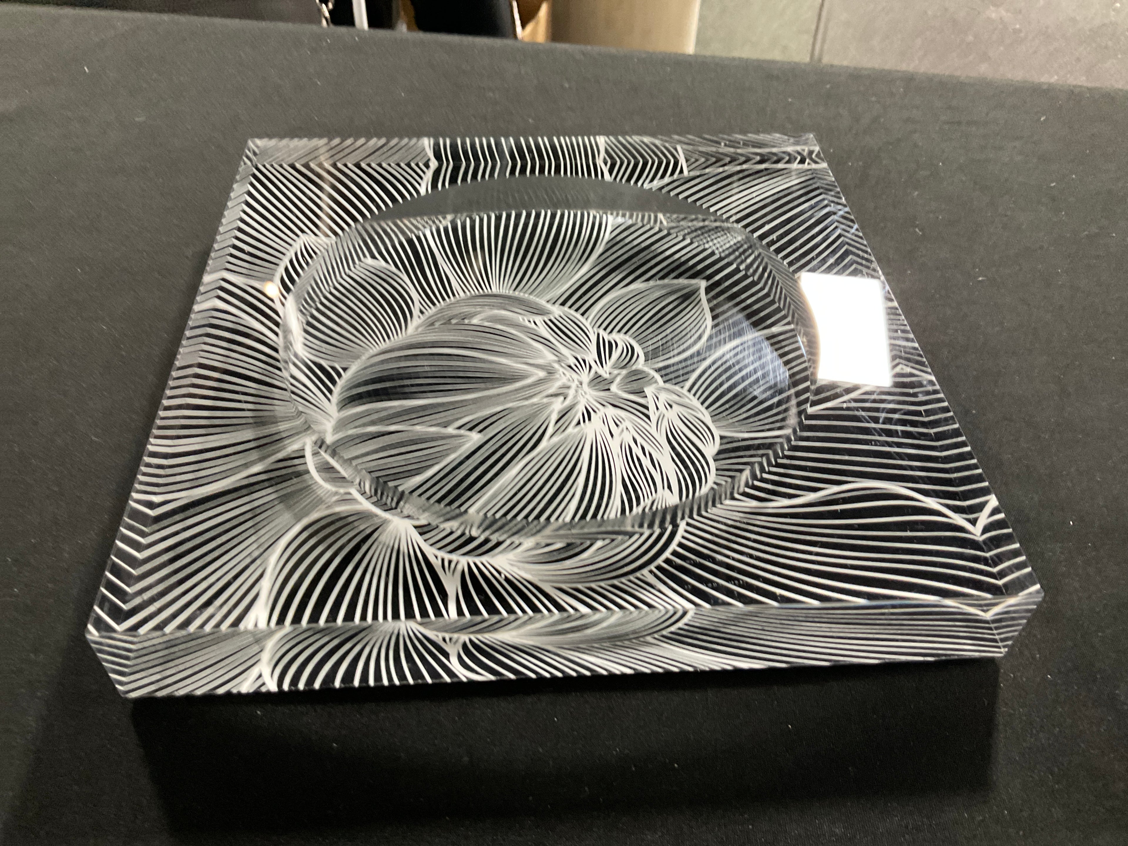 Candy Bowl-BW Realistic Flower