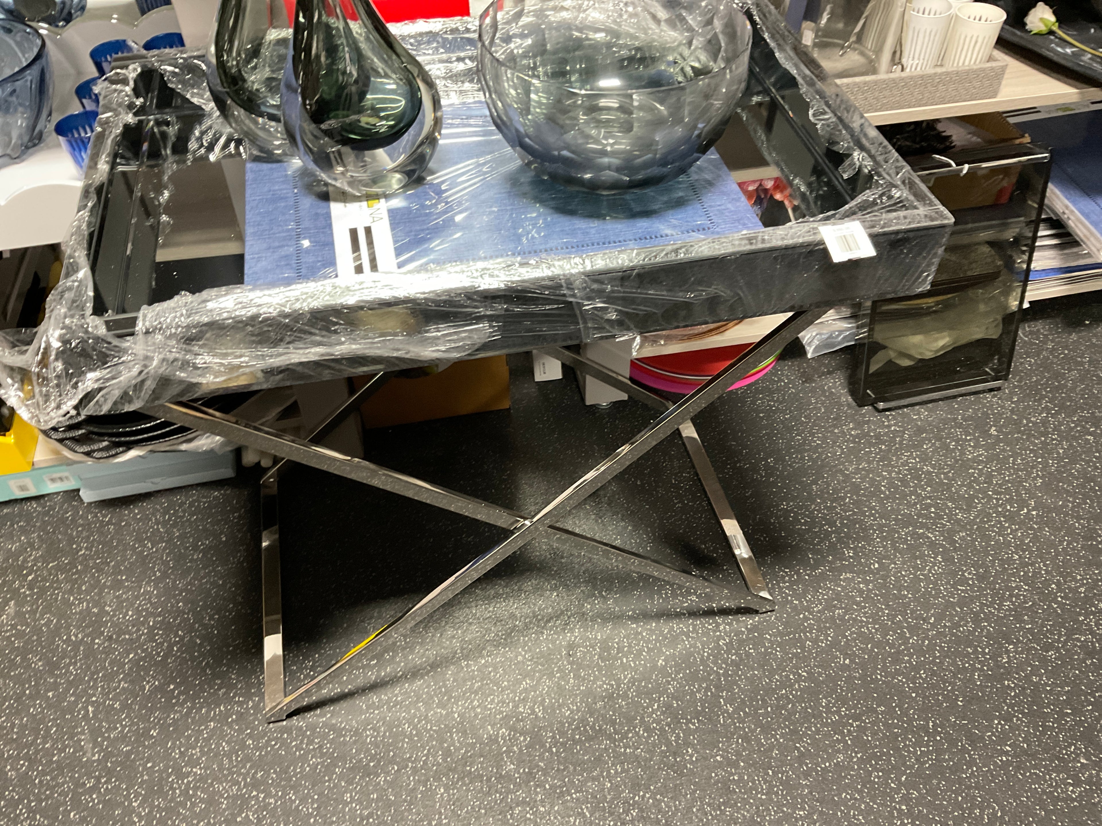 GRAPHITE FOLDING TABLE
